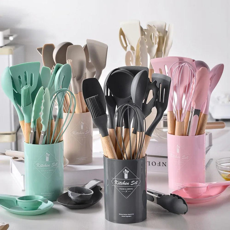 Conjunto de Utensílios de Cozinha de Silicone Antiaderente com Cabos de Madeira